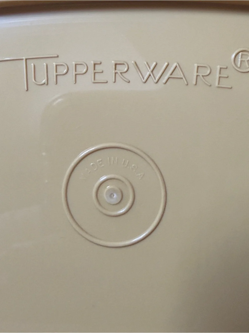 Vtg Tupperware 4pc Microwave Steamer with Dual-Compartment Insert Harvest Gold